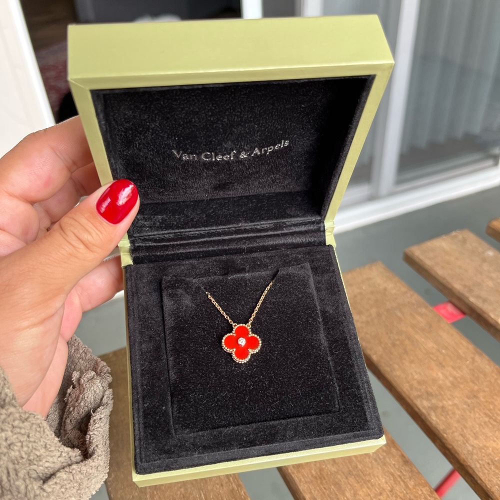 Van Cleef & Arpels 2011 Holiday Pendant